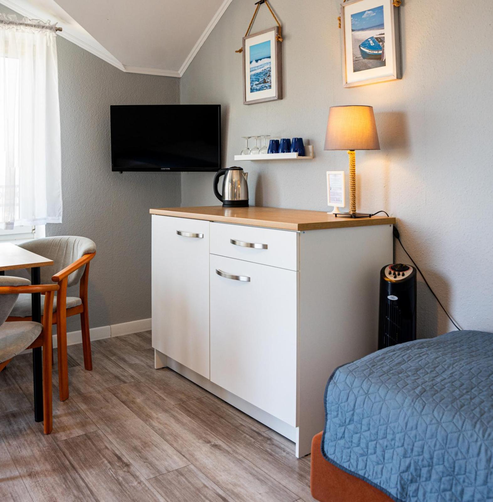 Cetniewo Pokoje I Apartamenty Wladyslawowo Ngoại thất bức ảnh