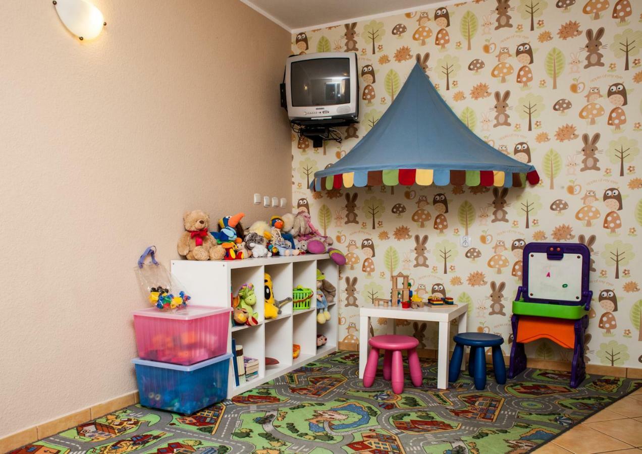 Cetniewo Pokoje I Apartamenty Wladyslawowo Ngoại thất bức ảnh