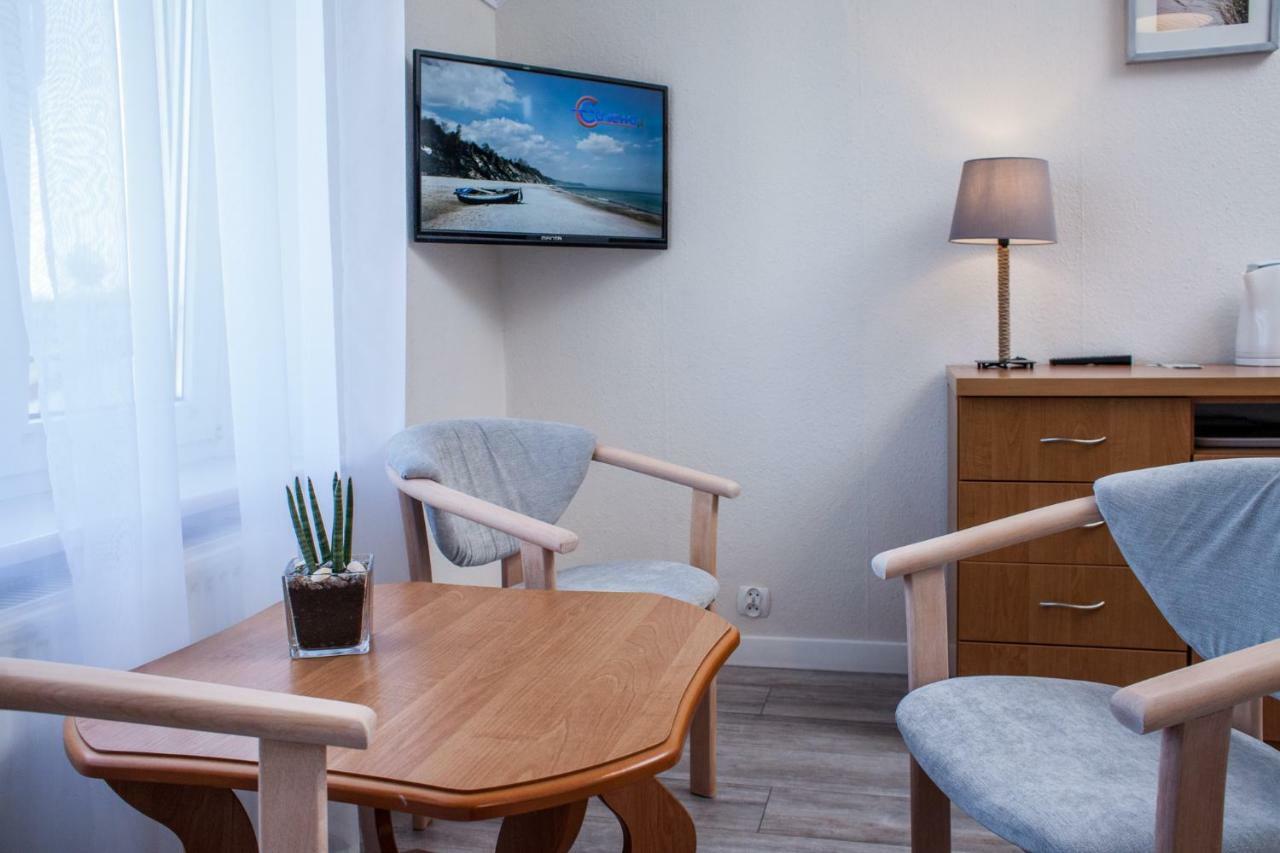 Cetniewo Pokoje I Apartamenty Wladyslawowo Ngoại thất bức ảnh